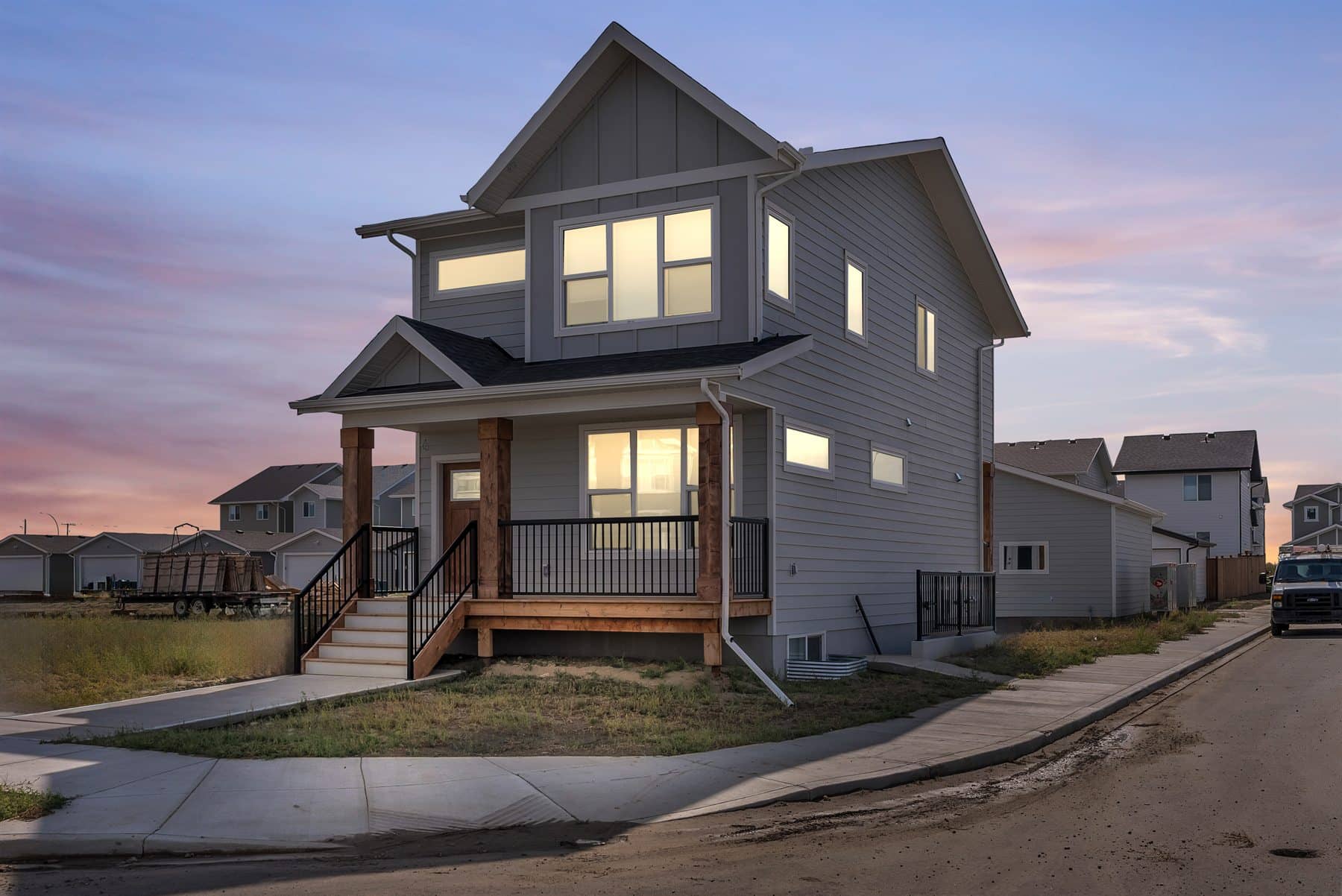 Regina twilight real estate photography - exterior listing hero image